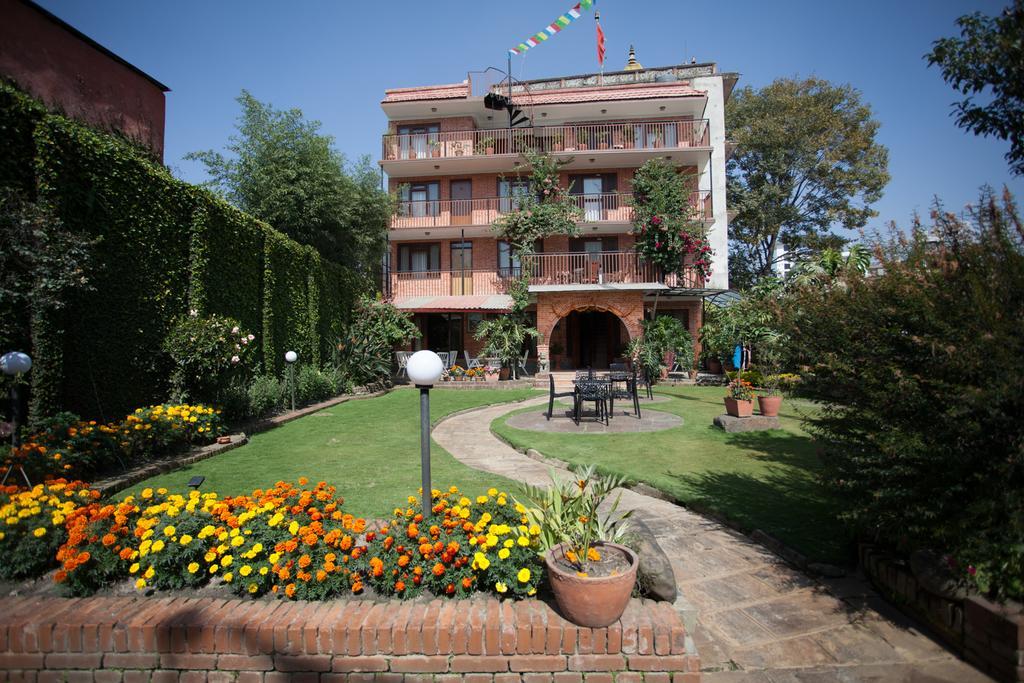 Maya Guest House Thimi Luaran gambar