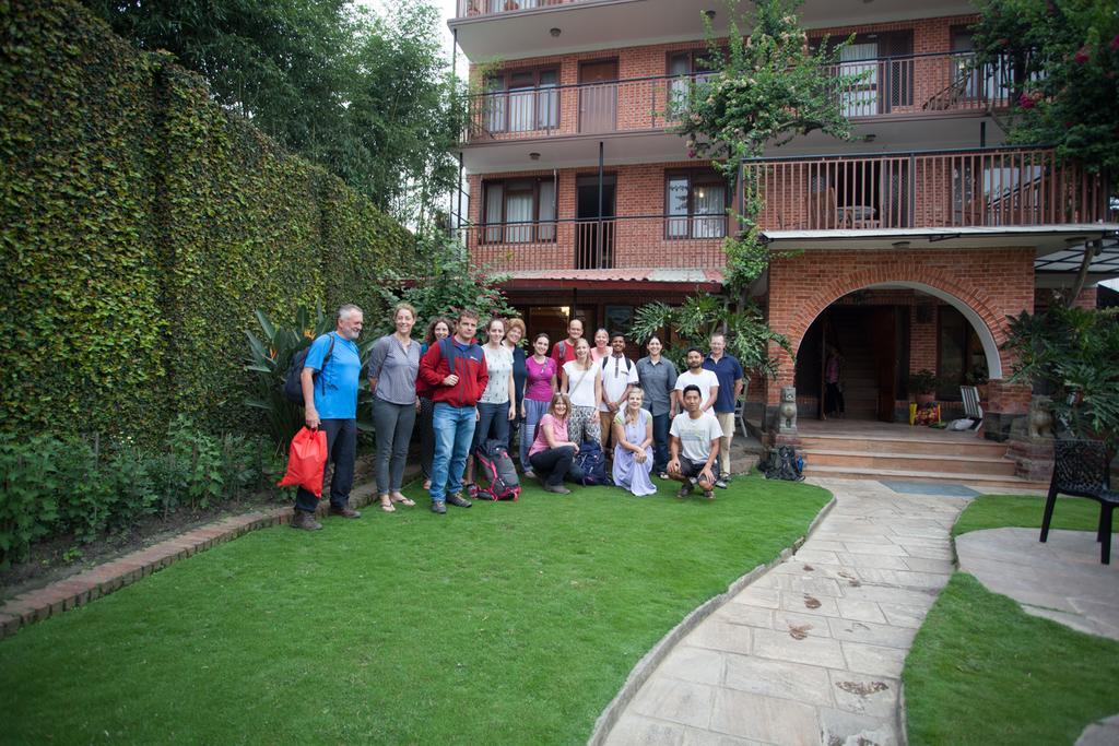Maya Guest House Thimi Luaran gambar