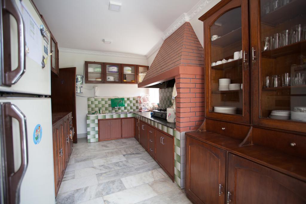 Maya Guest House Thimi Luaran gambar